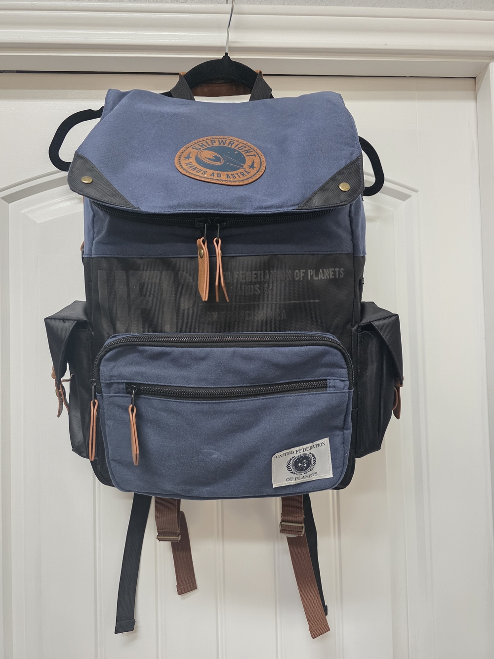 Star Trek - United Federation of Planets Backpack w/ 17" Laptop Sleeve
